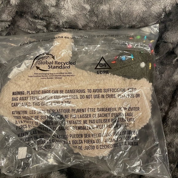 NWT Pottery Barn Dog With Christmas Tree Hat Shaped Pillow - Picture 3 of 7